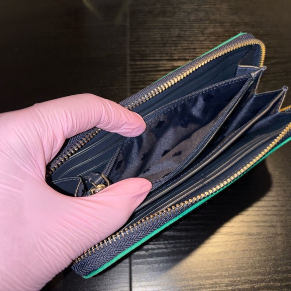 Kate Spade New York Chelsea Delightful Dot Wallet - Picture 6 of 7